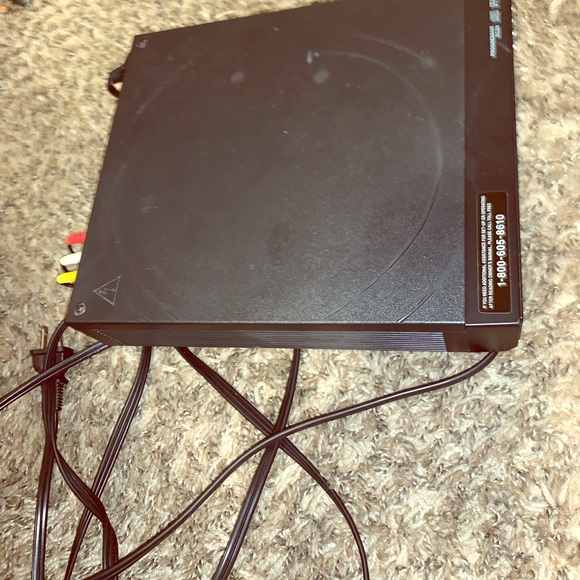 Magnavox DVD Player w/o remote - Picture 1 of 4